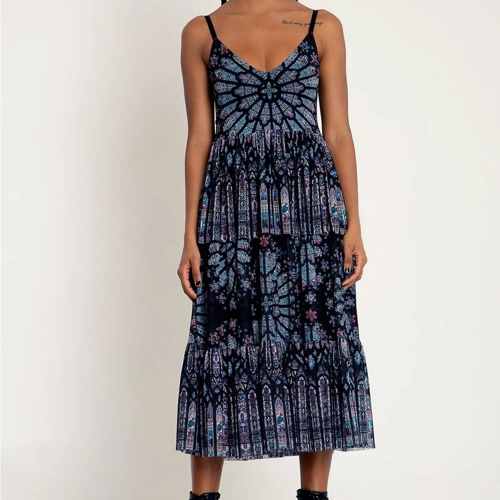 BASILICA OF SAINT-DENIS SHEER MIDAXI DRESS - LIMITED Blackmilk - Picture 4 of 6